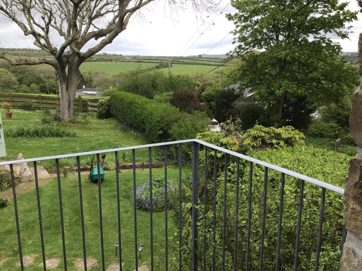 Cozy Camborne Studio Retreat With Two Single Beds Dış mekan fotoğraf