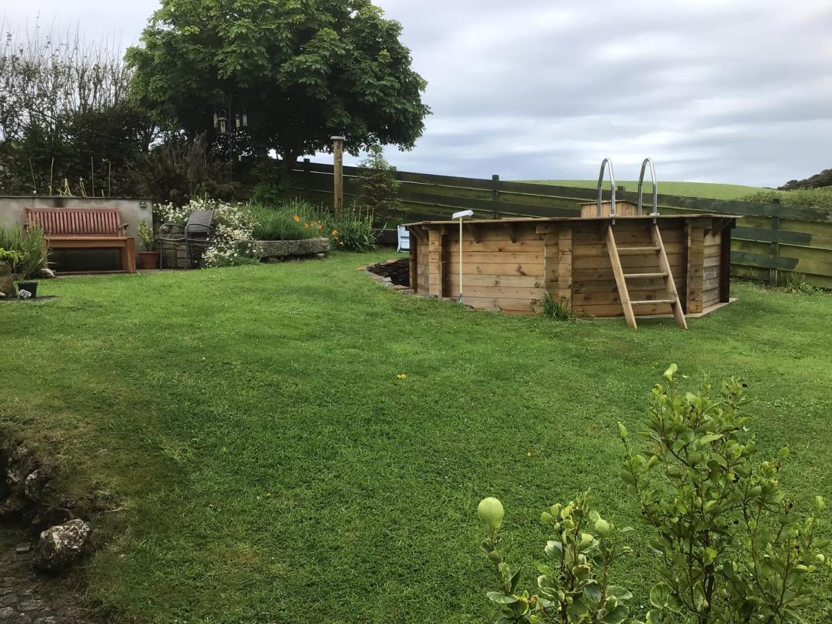 Cozy Camborne Studio Retreat With Two Single Beds Dış mekan fotoğraf